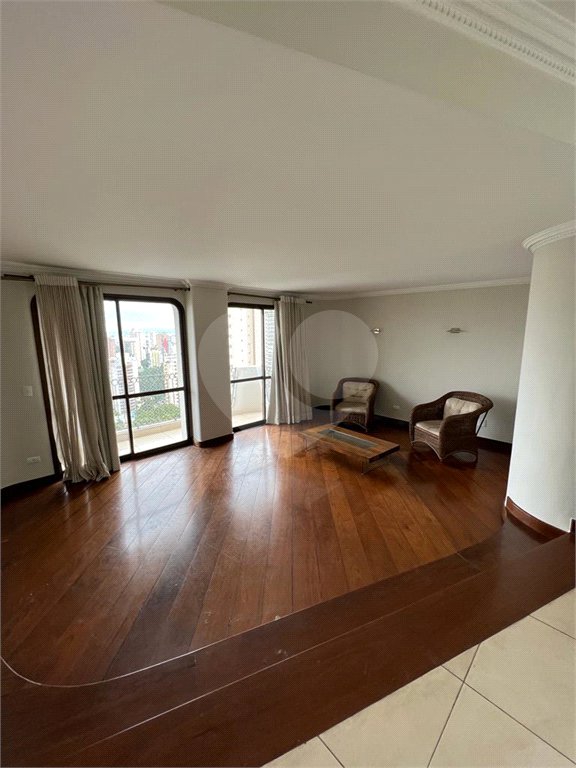 Apartamento à venda com 3 quartos, sendo 2 suítes,  em Vila Suzana, São Paulo, SP