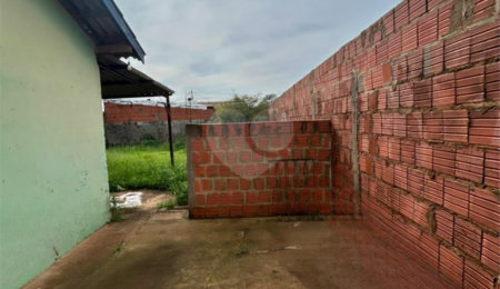 Casa à venda com 2 quartos em Residencial Kamel Saad, Ponta Porã, MS
