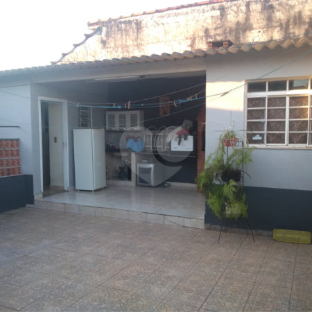 Casa Térrea à venda com 3 suítes em Jardim São Pedro, Mogi das Cruzes, SP
