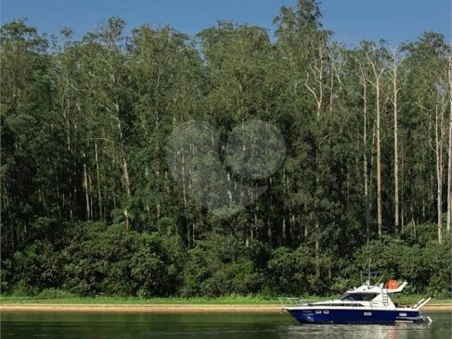 Terreno à venda em Guarapiranga, São Paulo, SP