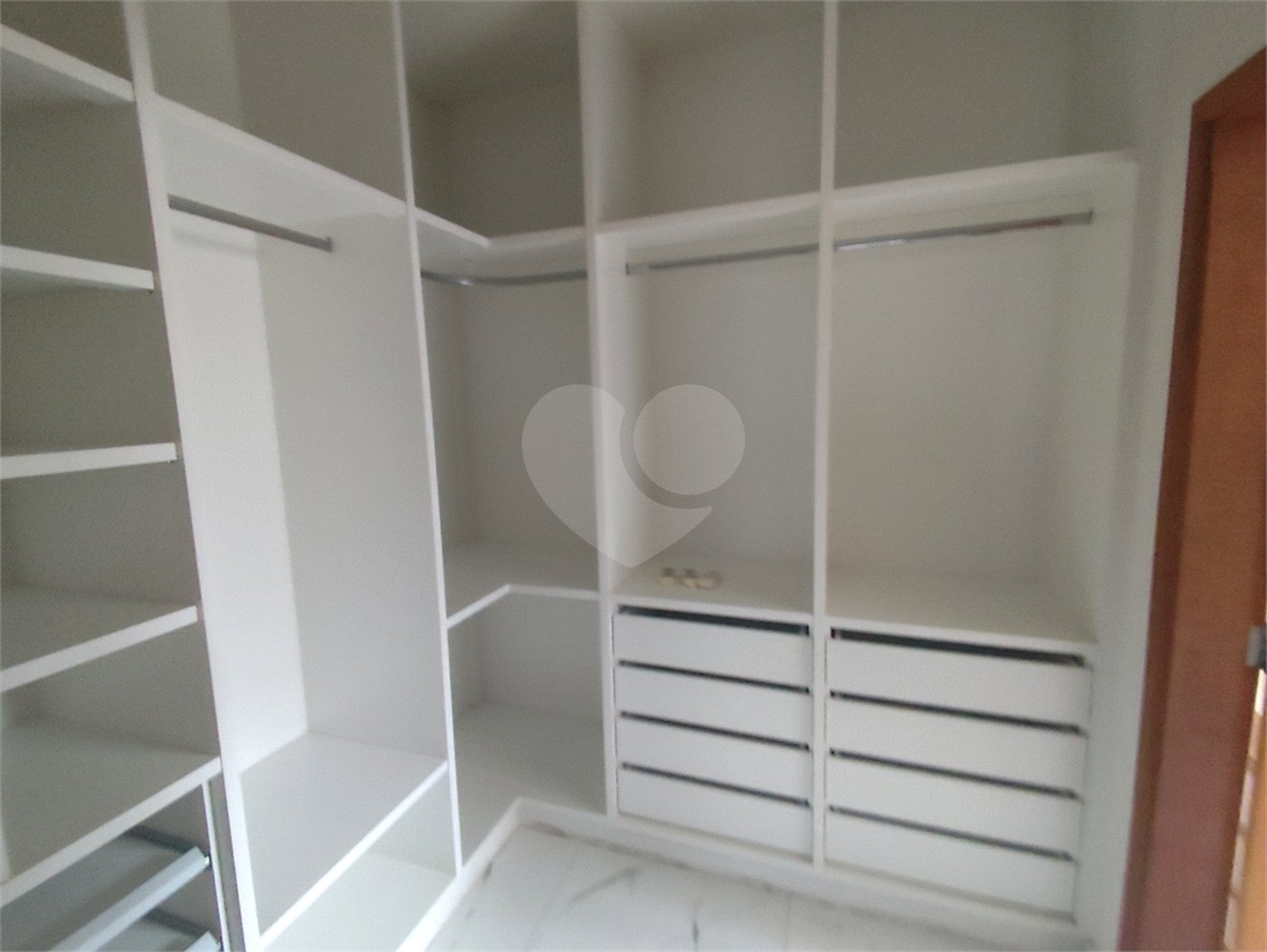 Casa Térrea para alugar com 3 suítes em Jardim Esplanada II, Indaiatuba, SP