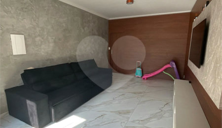 Sobrado à venda com 4 quartos, sendo 1 suíte,  em Vila Guilherme, São Paulo, SP