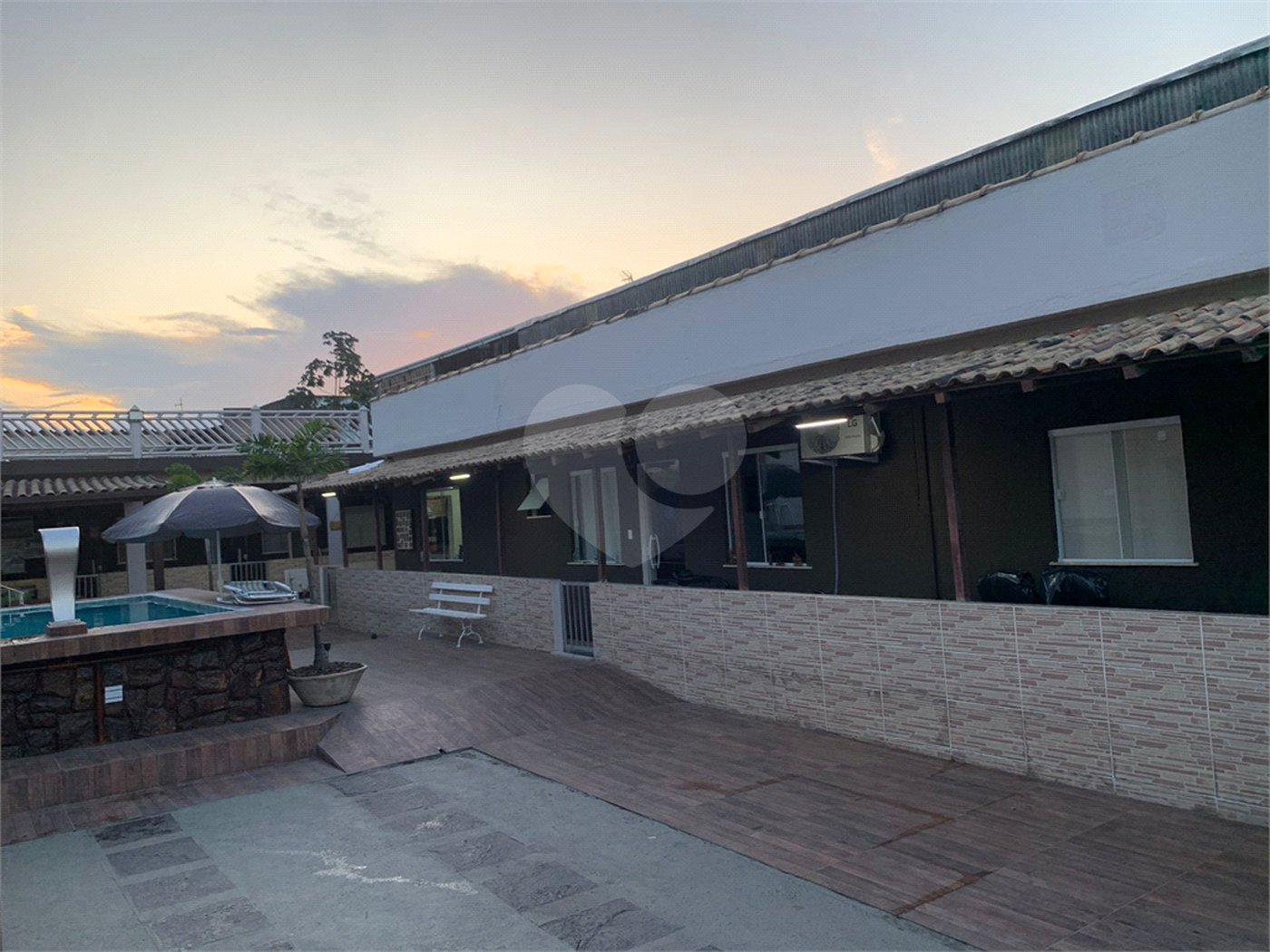 Casa à venda com 4 quartos, sendo 2 suítes,  em Santana, Itaguaí, RJ