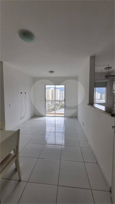 Apartamento para alugar com 2 quartos, sendo 1 suíte,  em Vila Mogilar, Mogi das Cruzes, SP