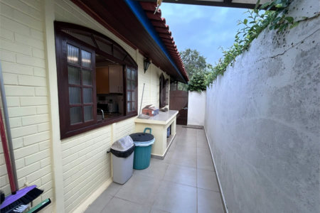 Casa à venda com 5 quartos, sendo 2 suítes, em Parque Residencial Colina das Estrelas, Tatuí, SP