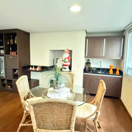 Apartamento à venda com 4 quartos, sendo 3 suítes,  em Campo Belo, São Paulo, SP