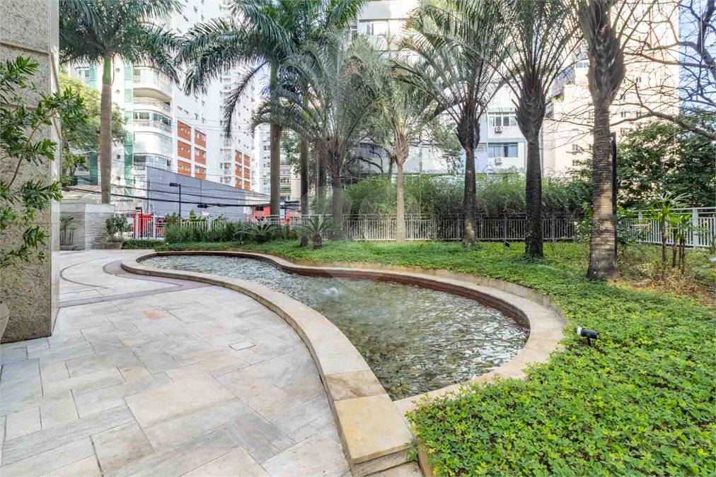 Apartamento para alugar com 3 quartos, sendo 2 suítes,  em Jardim América, São Paulo, SP