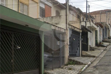Sobrado à venda com 3 quartos, sendo 1 suíte,  em Vila Firmiano Pinto, São Paulo, SP