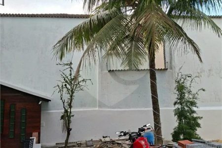 Casa à venda com 3 quartos, sendo 1 suíte, em Vargem Pequena, Rio de Janeiro, RJ