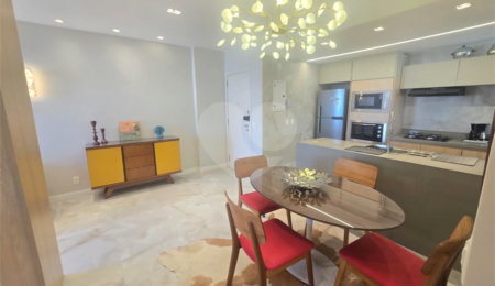 Apartamento à venda ou para alugar com 2 quartos, sendo 1 suíte,  em Leblon, Rio de Janeiro, RJ