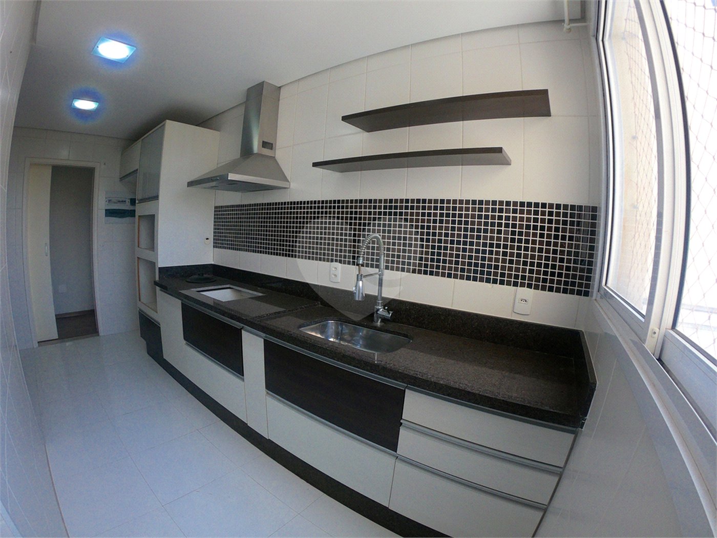 Apartamento à venda com 2 suítes em Vila Todos Os Santos, Indaiatuba, SP