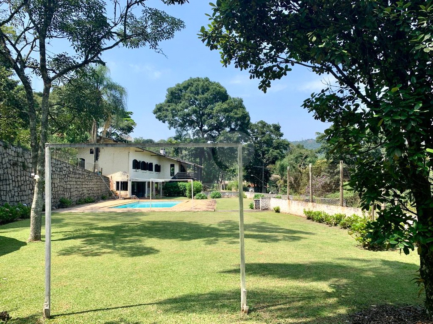 Casa Térrea à venda com 4 quartos, sendo 1 suíte, em Serra da Cantareira, Mairiporã, SP