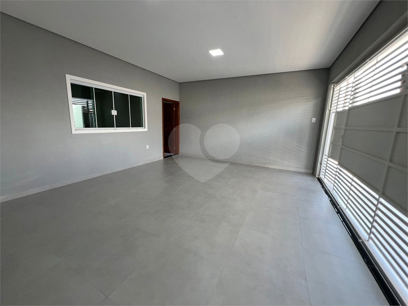 Casa à venda com 3 quartos, sendo 1 suíte, em Parque São Lourenço, Indaiatuba, SP