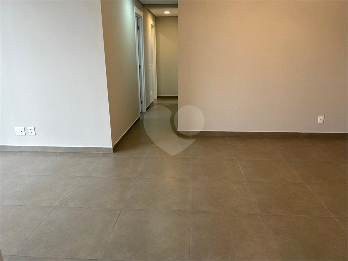 Apartamento à venda com 3 quartos, sendo 1 suíte, em Jardim Caboré, São Paulo, SP