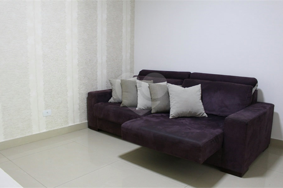 Casa Térrea à venda com 3 quartos, sendo 2 suítes,  em Vila Galvão, Guarulhos, SP