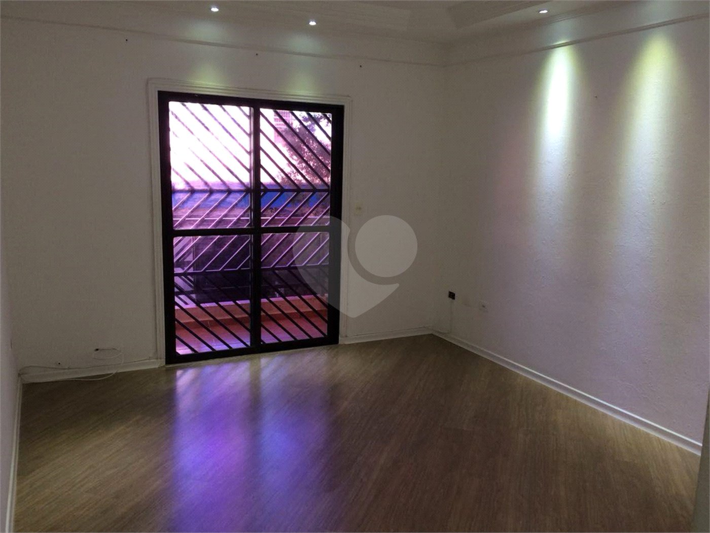 Apartamento à venda ou para alugar com 3 quartos, sendo 1 suíte,  em Vila Alice, Santo André, SP