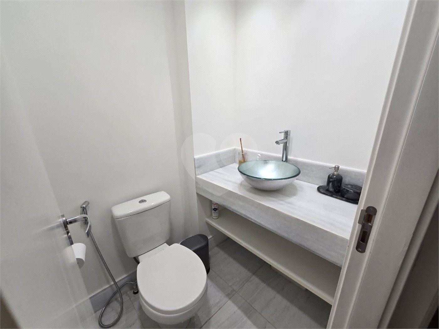 Apartamento à venda com 2 quartos, sendo 1 suíte, em Barra Funda, São Paulo, SP