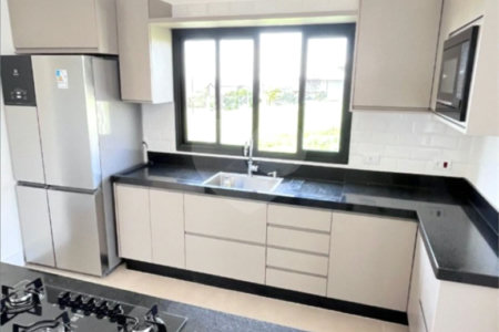 Casa à venda com 4 suítes no condomínio Fazenda Kurumin, Itu - SP