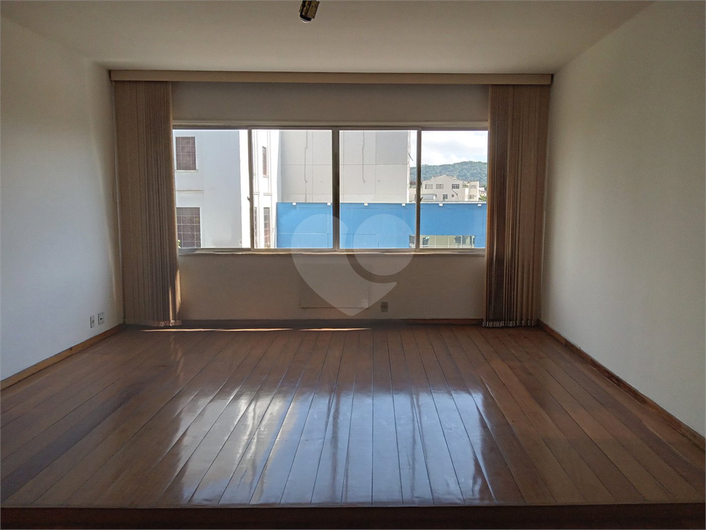 Apartamento à venda com 3 quartos, sendo 1 suíte,  em Tijuca, Rio de Janeiro, RJ