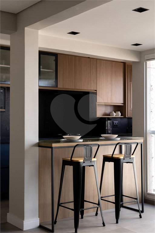 Apartamento à venda com 3 quartos, sendo 1 suíte,  em Alto da Lapa, São Paulo, SP