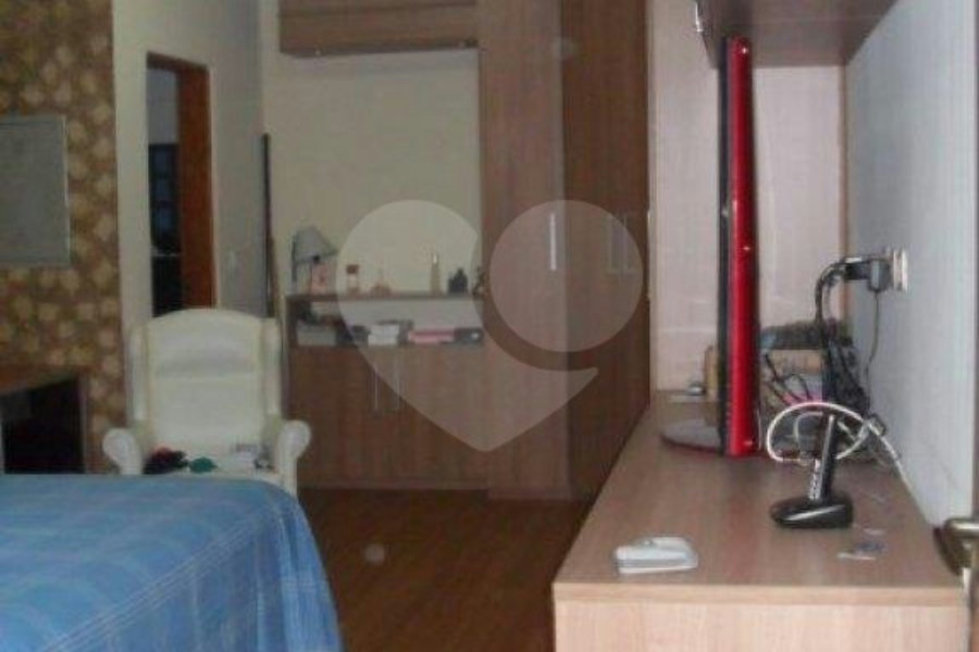 Casa à venda com 3 quartos, sendo 1 suíte, em Jardim Brasil (zona Norte), São Paulo, SP