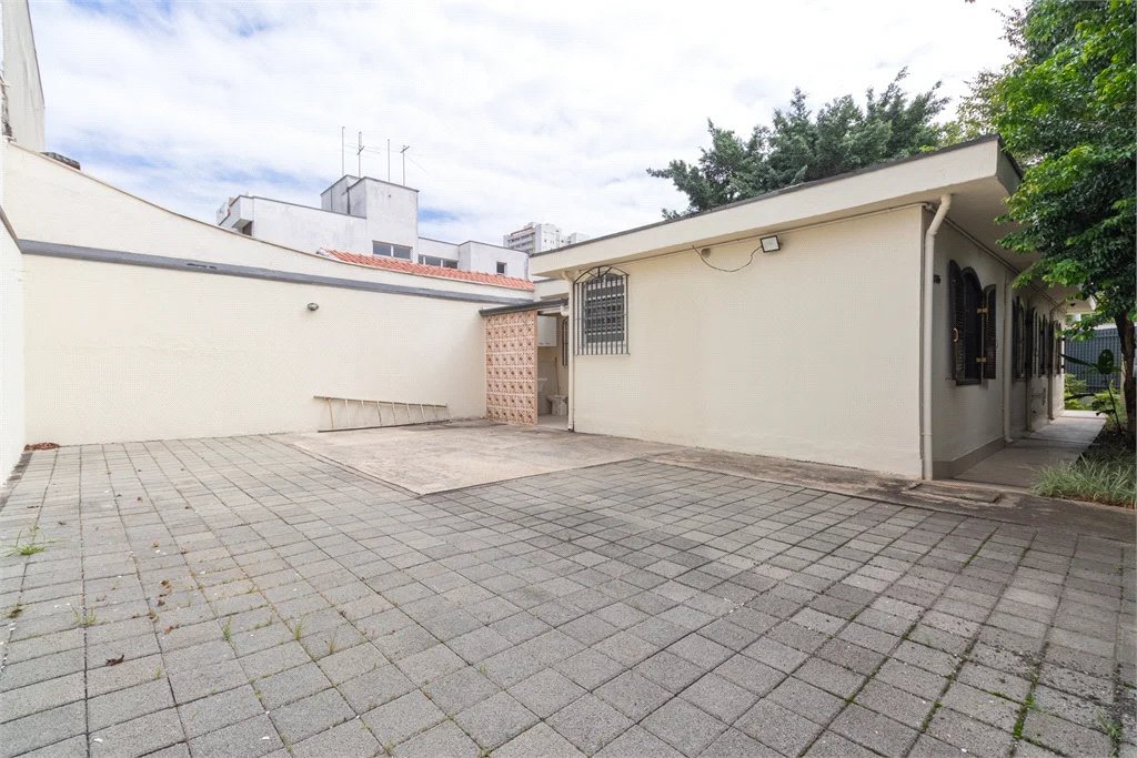 Casa à venda com 3 quartos, sendo 1 suíte, em Brooklin Paulista, São Paulo, SP