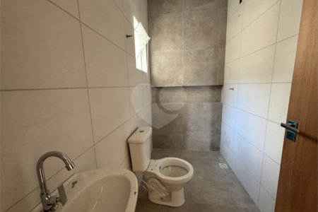 Casa de Vila à venda com 2 quartos, sendo 1 suíte, em Parque São Bento, Sorocaba, SP