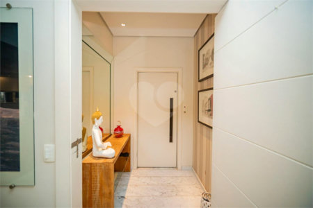 Apartamento à venda com 4 quartos, sendo 2 suítes,  em Vila Suzana, São Paulo, SP