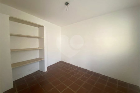 Casa à venda com 3 quartos, sendo 1 suíte, no Centro, Araraquara, SP