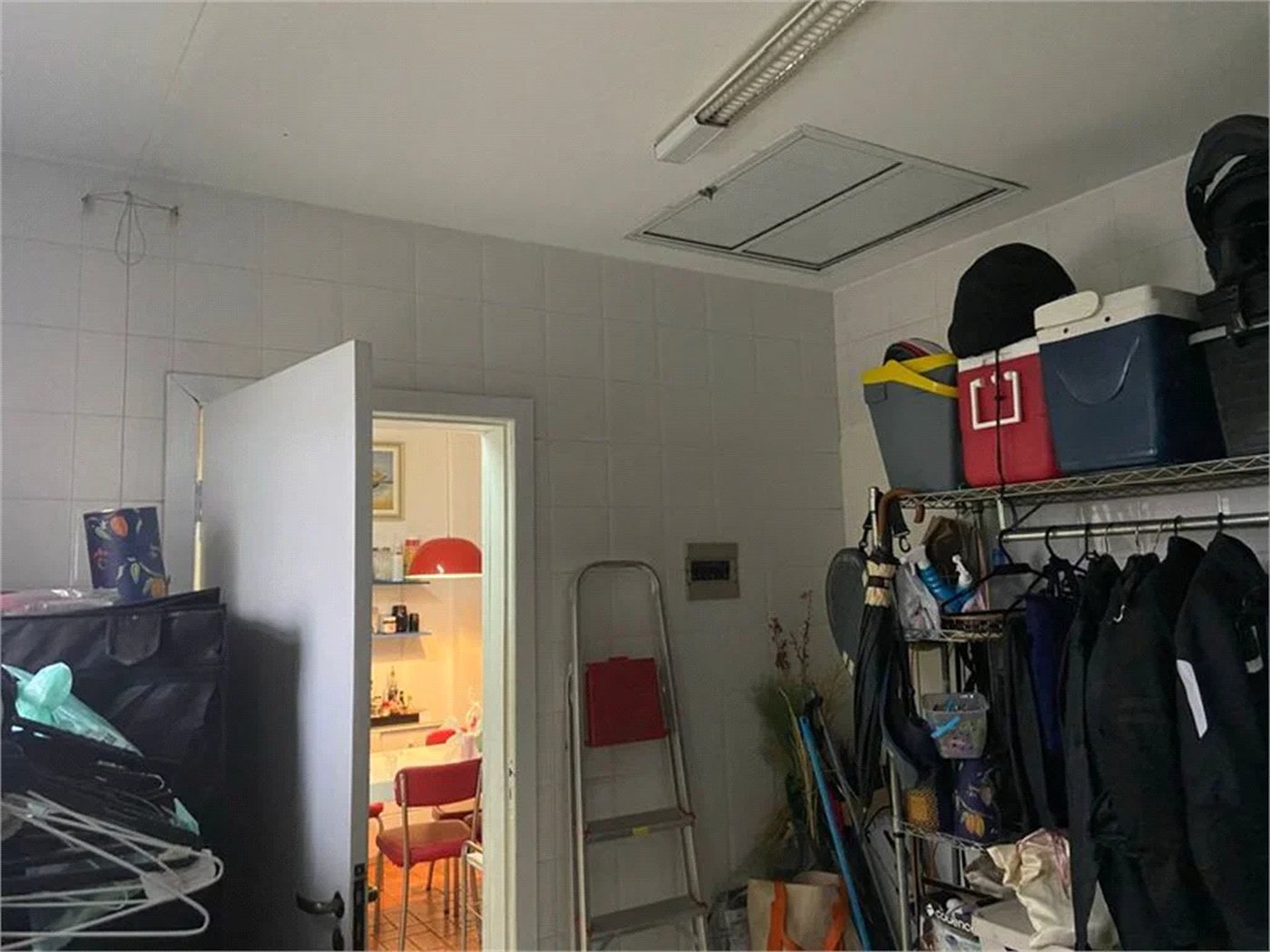 Casa de Vila à venda com 3 quartos, sendo 1 suíte, em Cidade São Francisco, São Paulo, SP