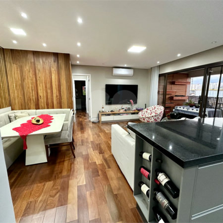 Apartamento à venda com 3 suítes em Vila Monumento, São Paulo, SP
