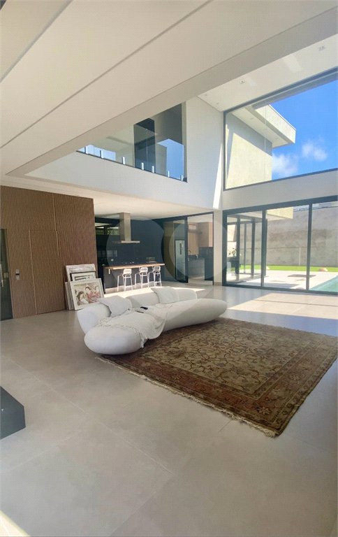 Casa à venda com 3 suítes no condomínio Reserva do Itamaracá, Valinhos - SP