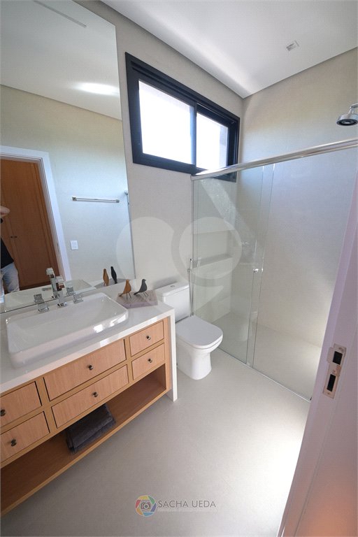 Casa à venda com 4 suítes no condomínio Villa dos Pinheiros, Indaiatuba - SP