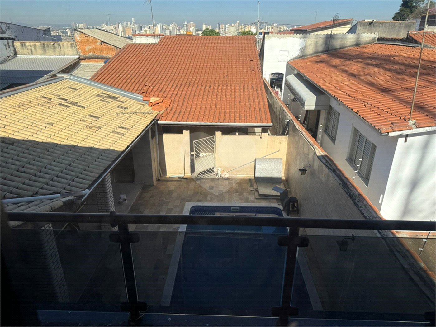 Casa à venda com 4 quartos, sendo 1 suíte, em Vila Santana, Sorocaba, SP