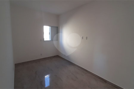 Casa à venda com 2 quartos no condomínio Residencial Luta, São Paulo - SP