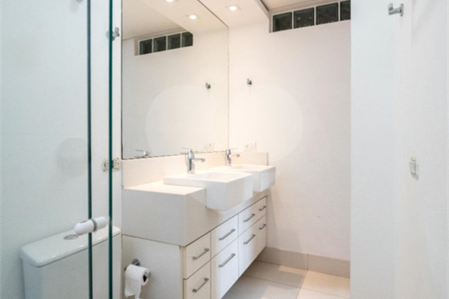 Apartamento à venda com 3 quartos, sendo 1 suíte, em Paraíso, São Paulo, SP