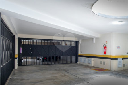 Casa à venda com 3 suítes no condomínio Solares de Bragança, São Paulo - SP