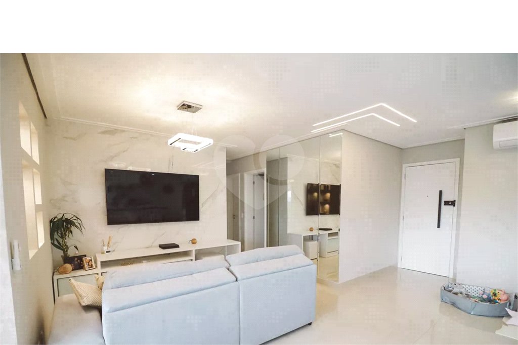 Apartamento à venda com 3 quartos, sendo 1 suíte,  em Vila Dom Pedro II, São Paulo, SP