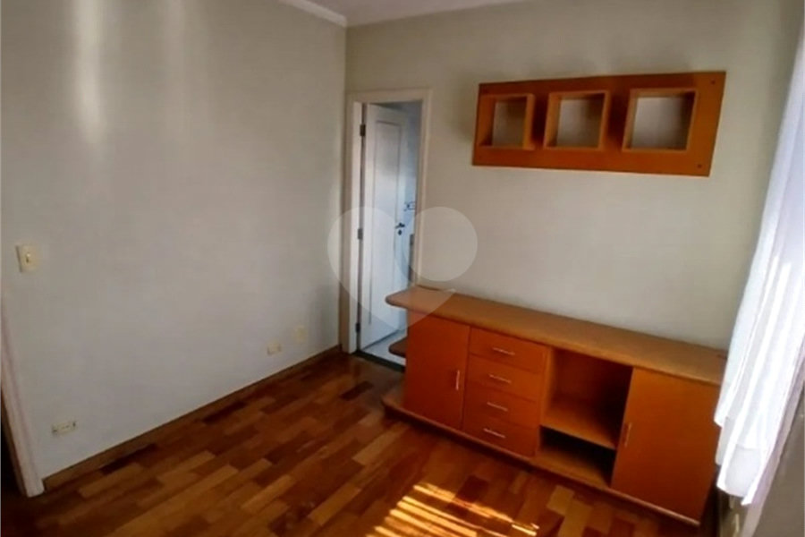 Sobrado à venda com 3 suítes em Santana, São Paulo, SP