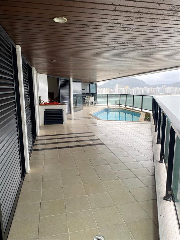 Apartamento à venda com 4 suítes em Jardim Astúrias, Guarujá, SP