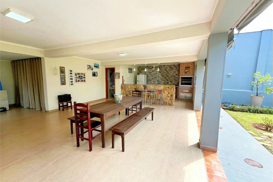 Casa à venda com 4 quartos, sendo 1 suíte,  em Loteamento Santa Rosa, Piracicaba, SP
