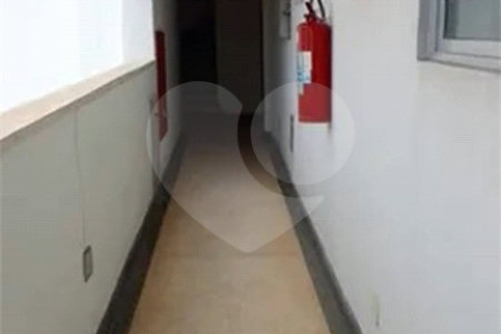 Apartamento na Liberdade para venda