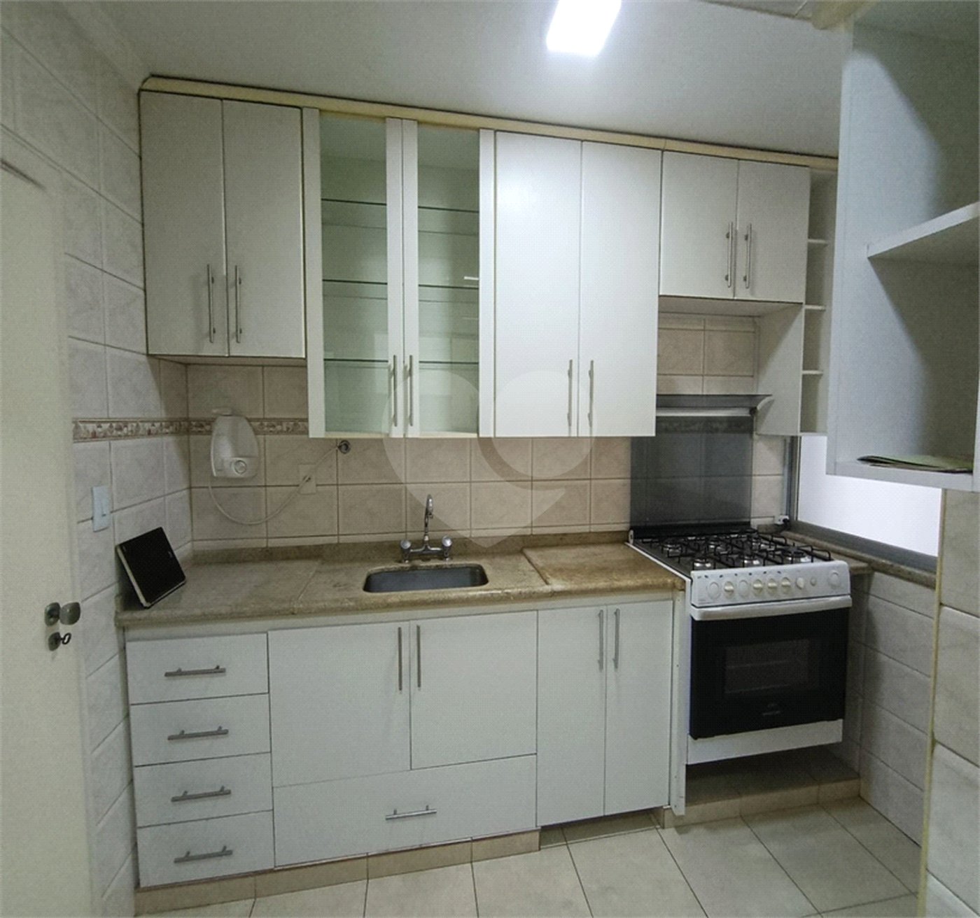 APARTAMENTO DE 98,96 M² COM 03 DORMITÓRIOS, SUÍTE, 03 BANHEIROS E VAGA DE GARAGEM PARA VENDA EM PERDIZES