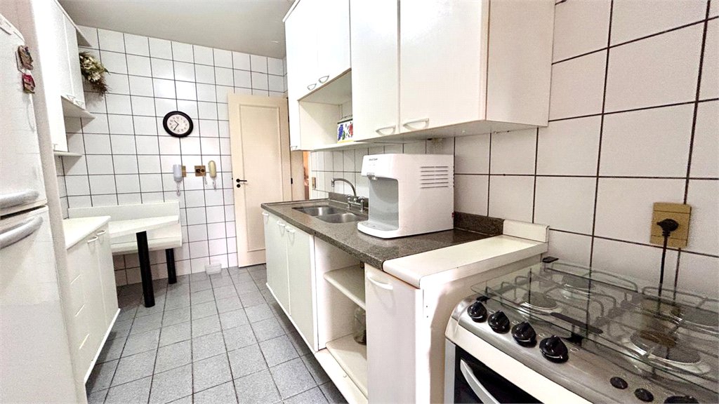 Apartamento à venda com 3 suítes em Vila Suzana, São Paulo, SP