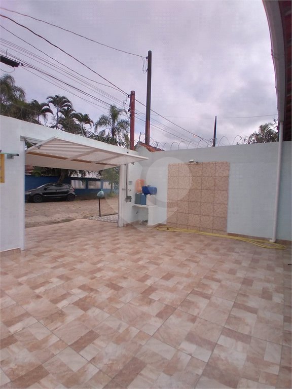 Casa Térrea à venda com 3 suítes em Loty, Itanhaém, SP
