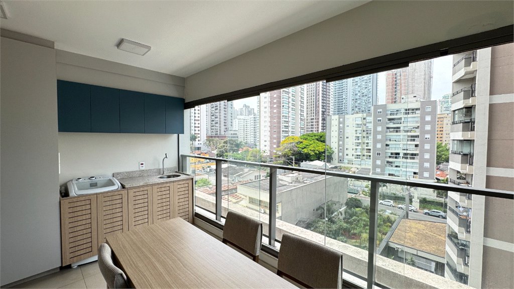 Apartamento à venda com 2 quartos, sendo 1 suíte,  em Brooklin, São Paulo, SP