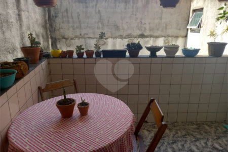 Sobrado à venda com 3 quartos em Santa Teresinha, São Paulo, SP