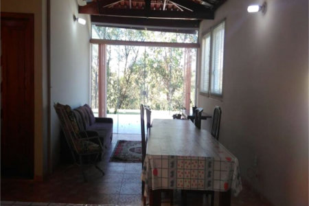 Casa à venda com 4 quartos, sendo 2 suítes, em Loteamento Jardim Parque das Palmeiras, Serra Negra, SP