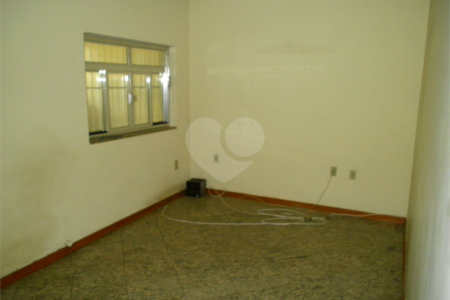 Sobrado à venda com 4 quartos em Vila Maria Alta, São Paulo, SP