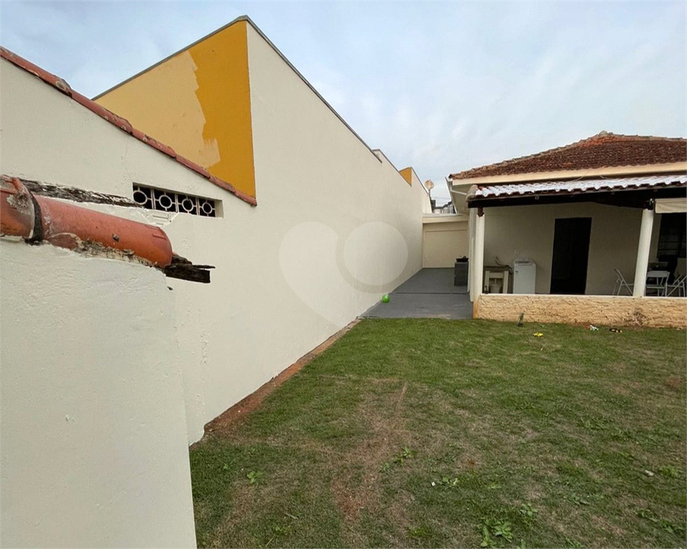 Casa à venda com 2 quartos, sendo 1 suíte, em Jardim Vieira de Moraes, Itapetininga, SP